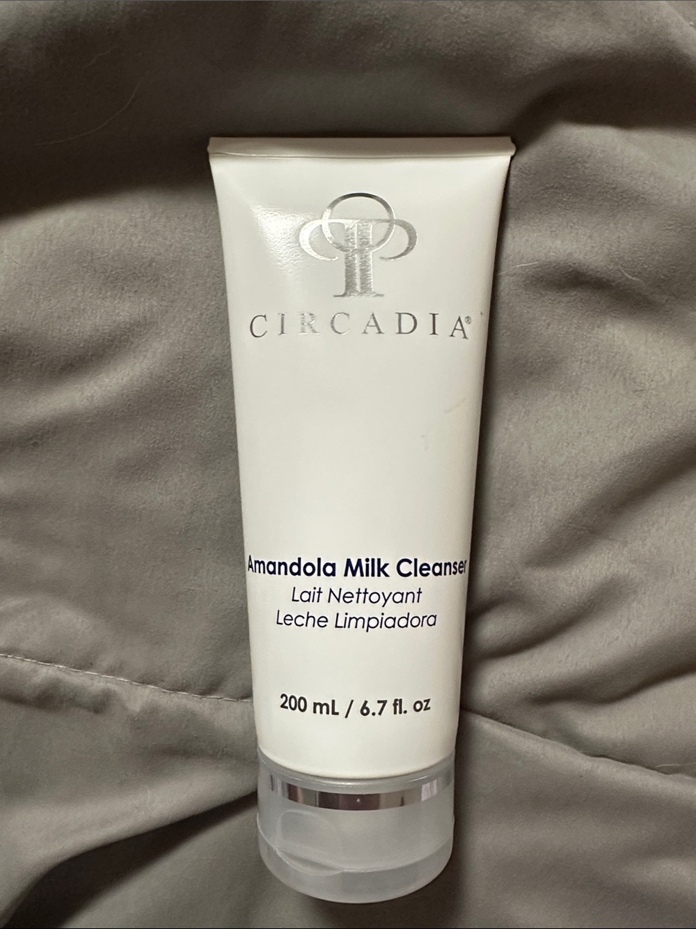 Circadia Amandola Milk Cleanser – White Hydrating Face Cleanser